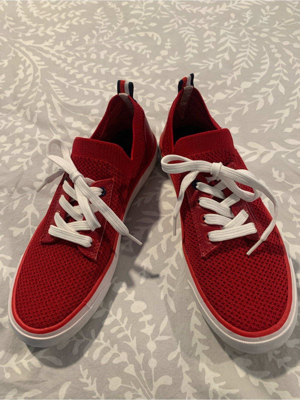 Tommy Hilfiger Men’s Red Knit Lace-Up Sneakers with White Soles